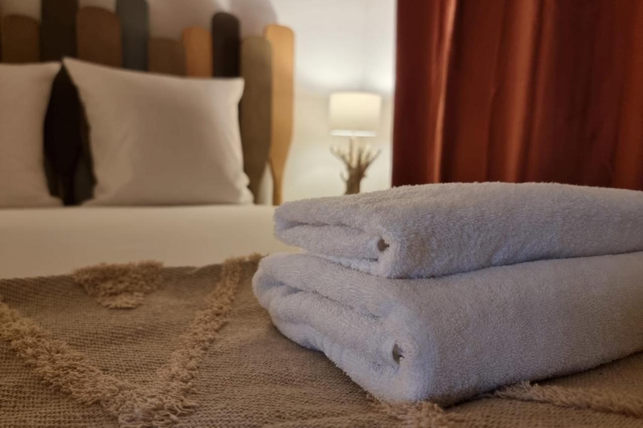 La Vague - Breath Of Freshness In Center Of Honfleur - Free Parking 550M Apartamento Exterior foto